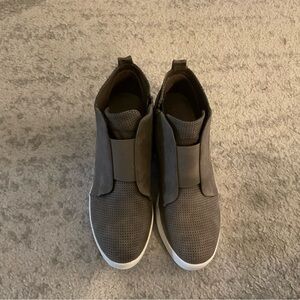 Journee Collection Pennelope Women's Hidden Wedge Shoes